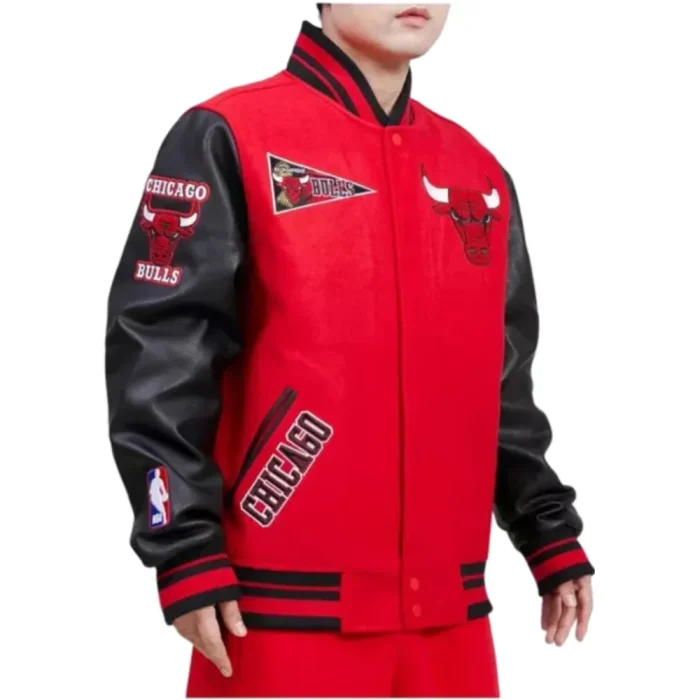 Chicago Bulls Pro Standard Retro Classic Wool Varsity Jacket