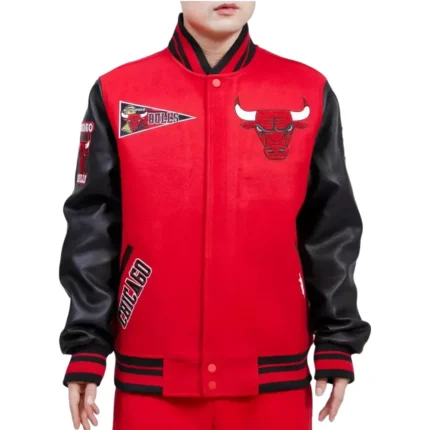 Chicago Bulls Pro Standard Retro Classic Wool Varsity Jacket