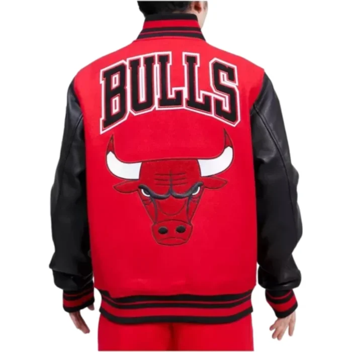 Chicago Bulls Pro Standard Retro Classic Wool Varsity Jacket